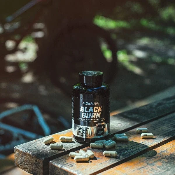 BioTech USA Black Burn - детайлен изглед на една мегакапсула