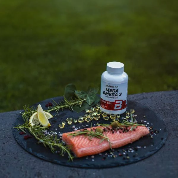 BioTech USA Mega Omega 3 - опаковка отзад, с информация за хранителни стойности и съставки