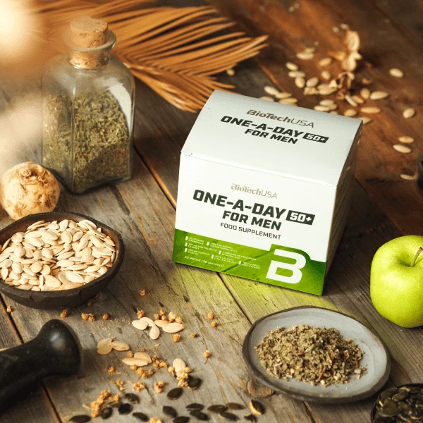 Изображение на BioTech USA One-A-Day 50+ For Men, подчертаващо броя на пакетите (30 packs) и предназначението за мъже над 50 години