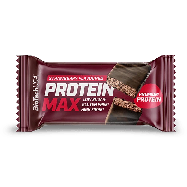 BioTech USA Protein Max бар на фона на активен начин на живот – например фитнес или природа