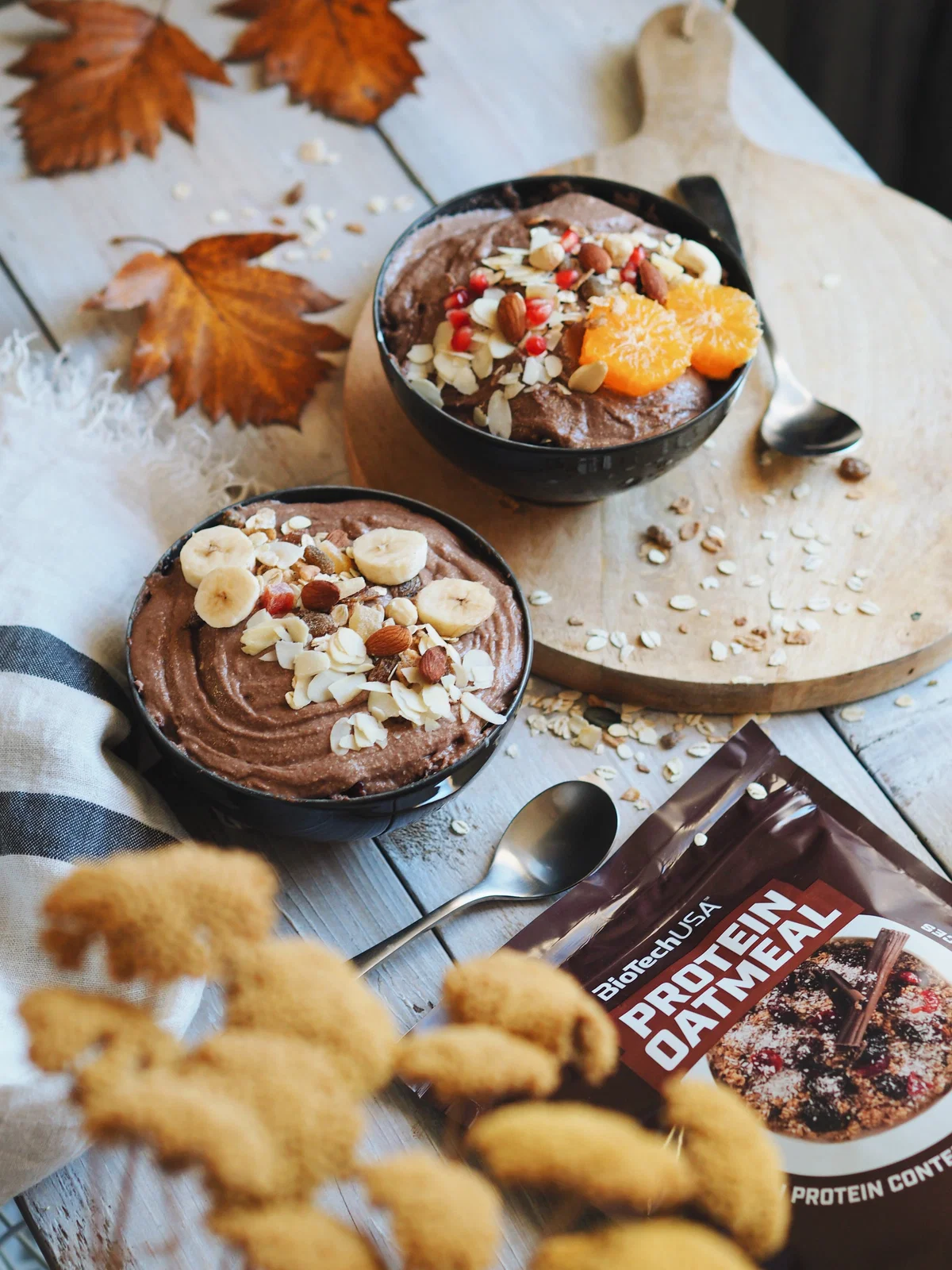 Опаковка BioTech USA Protein Oatmeal 1000g с вкус Банан, на бял фон