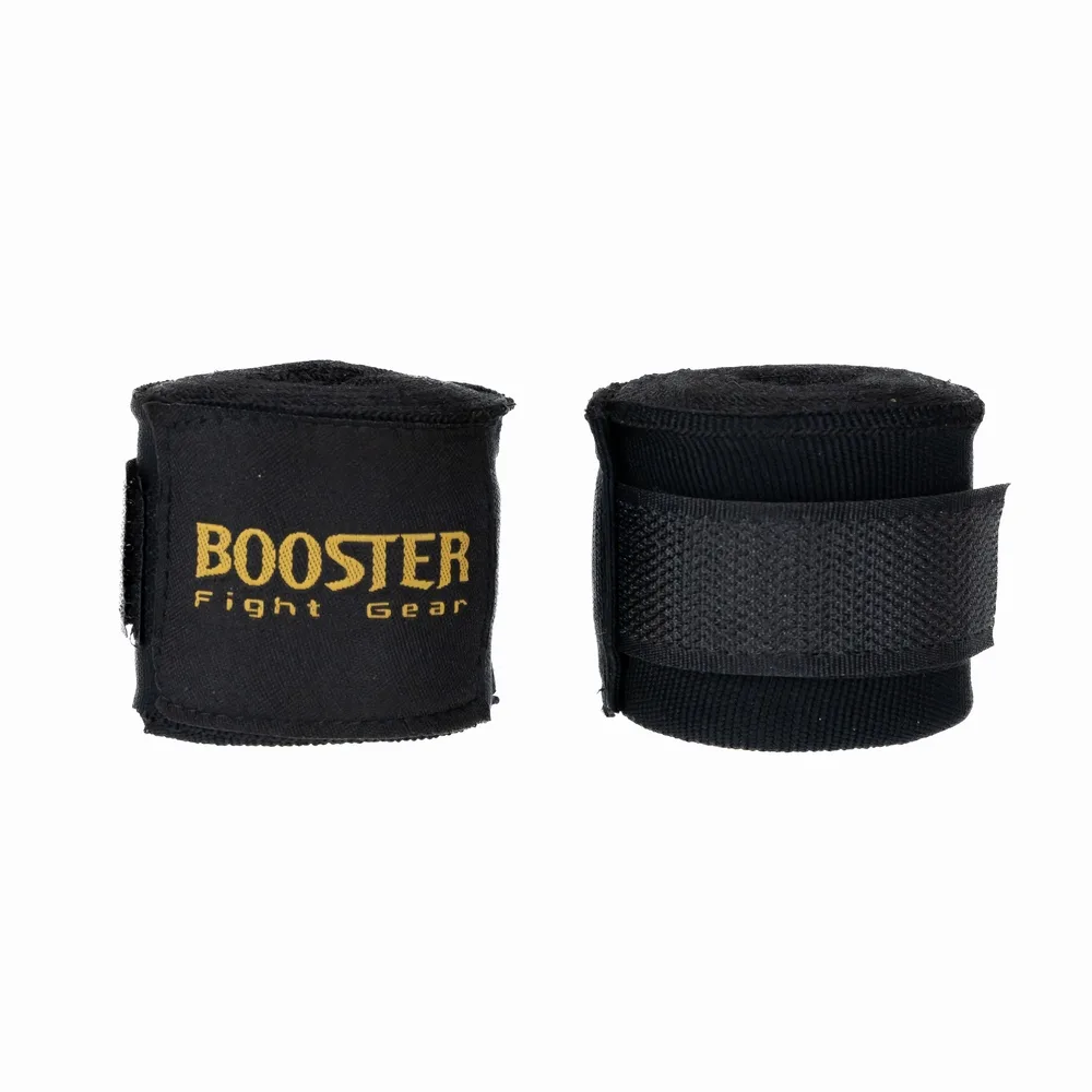 Бинтове Booster BFG BPC BANGKOK 1 в черен цвят, увити на руло, показващи логото на марката.