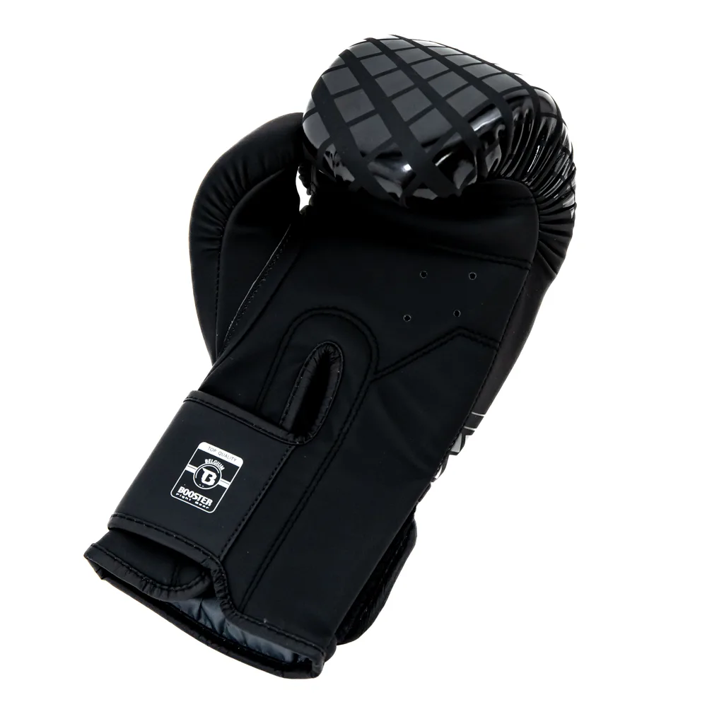 Закопчаване с велкро на боксова ръкавица Booster CUBE GLOVE