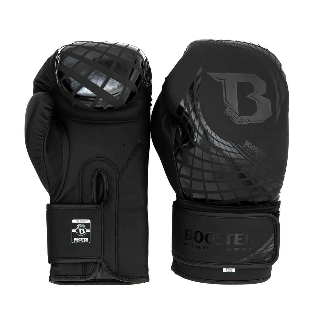 Черни боксови ръкавици Booster CUBE GLOVE отпред
