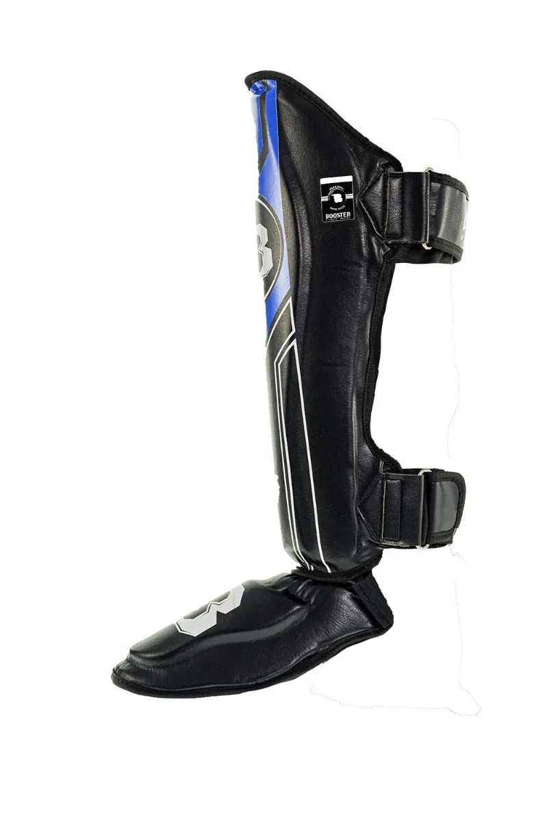 Страничен изглед на протектори за крака Booster BSG V9 BLACK/BLUE, с видими велкро ленти за закрепване и формата на протектора на пищяла и стъпалото.