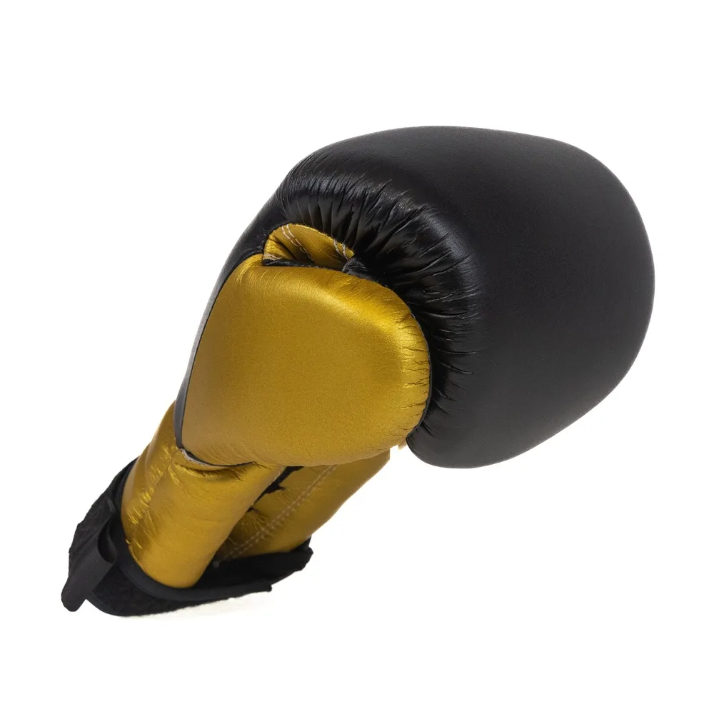 Booster LACEMUPB, изглед отзад с логото на Booster Fight Gear