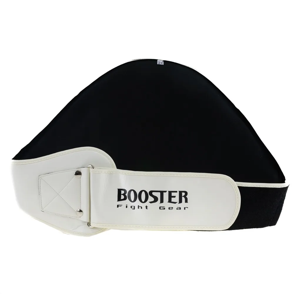 Протектор за корем Booster PRO BP в употреба по време на тренировка