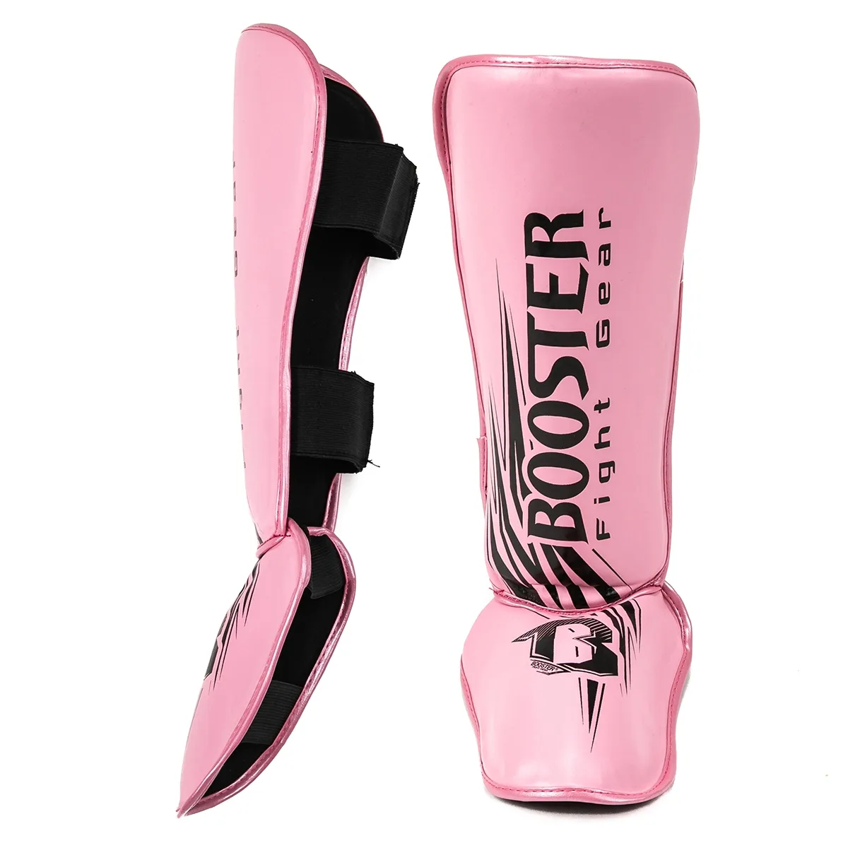 Детайлна снимка на розови протектори за крака Booster SG CHAMPION PINK, акцентираща върху логото и текстурата.