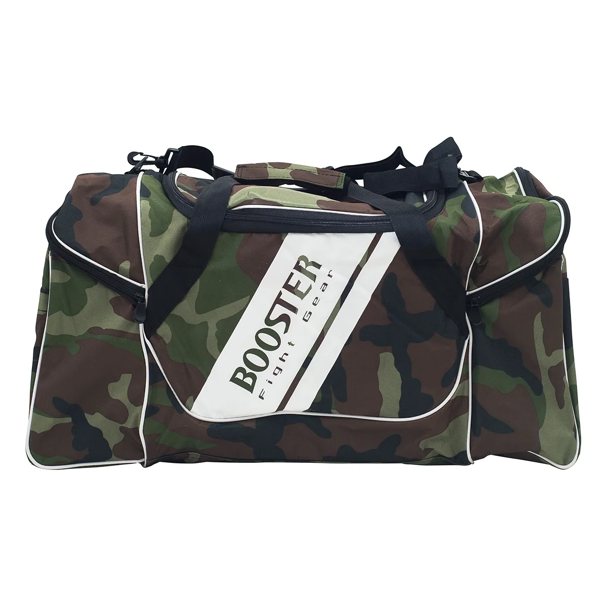 Зелен камуфлажен сак Booster TEAM DUFFEL BAG BOOSTER CAMO с лого на Booster Fight Gear, показан под ъгъл