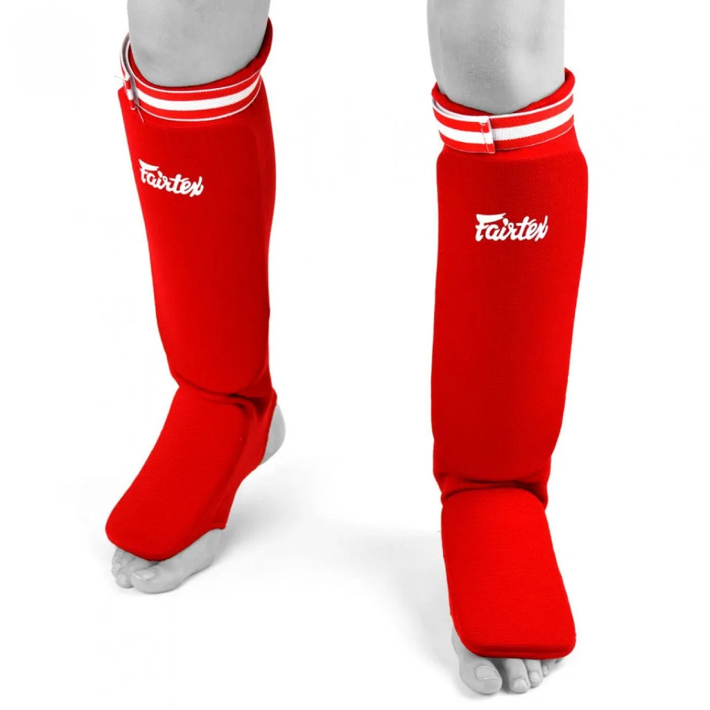 Червени протектори за пищяли и стъпала Fairtex SPE1 за Муай Тай, изглед отпред