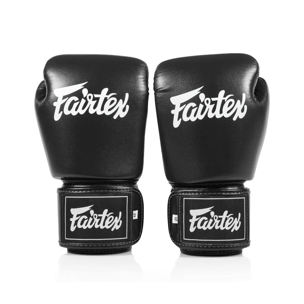 Черни боксови ръкавици Fairtex BGV1C-PLUS отпред