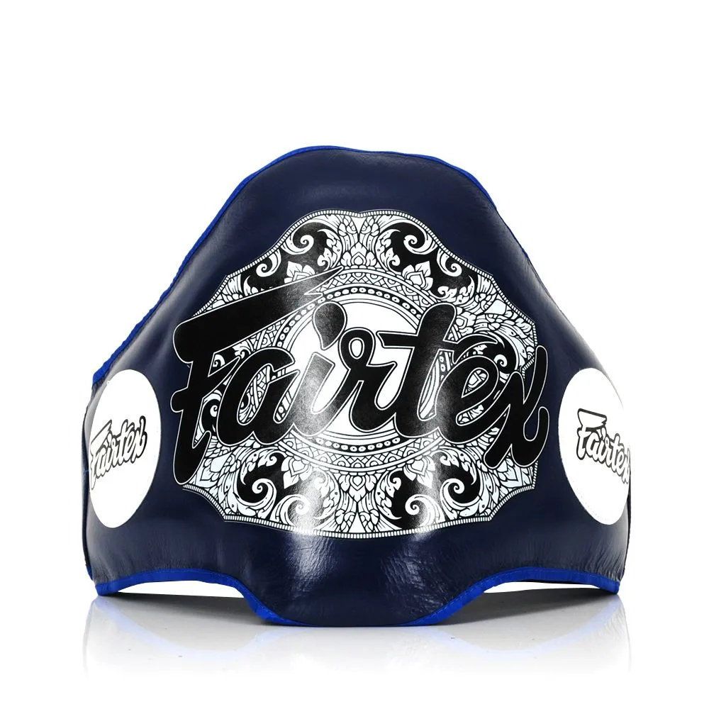 Син колан за корем Fairtex Champion Belt Lightweight Belly Pad BPV2, показан отпред