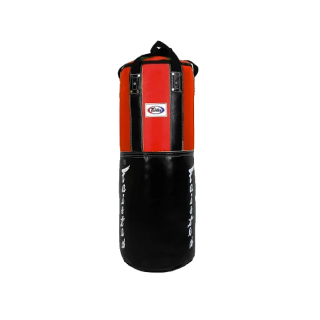 Fairtex Classic Heavy Bag HB2 в черно и червено, висящ, готов за тренировка