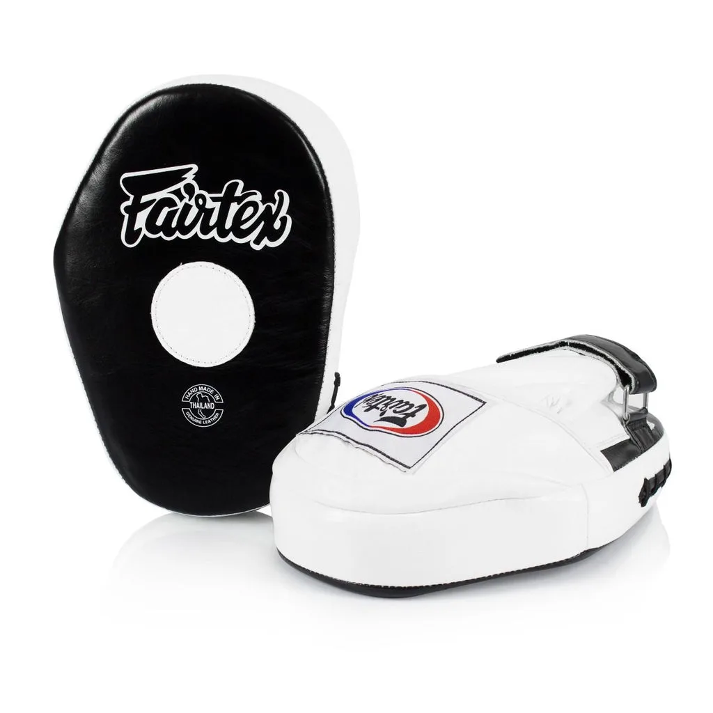 Fairtex Classic Pro Focus Mitts FMV10 – Черно/Бяло, изглед отпред