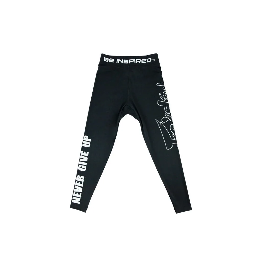 Fairtex Compression Pants CP2 Black – цялостен изглед на черен компресиращ клин с мотивационни надписи.