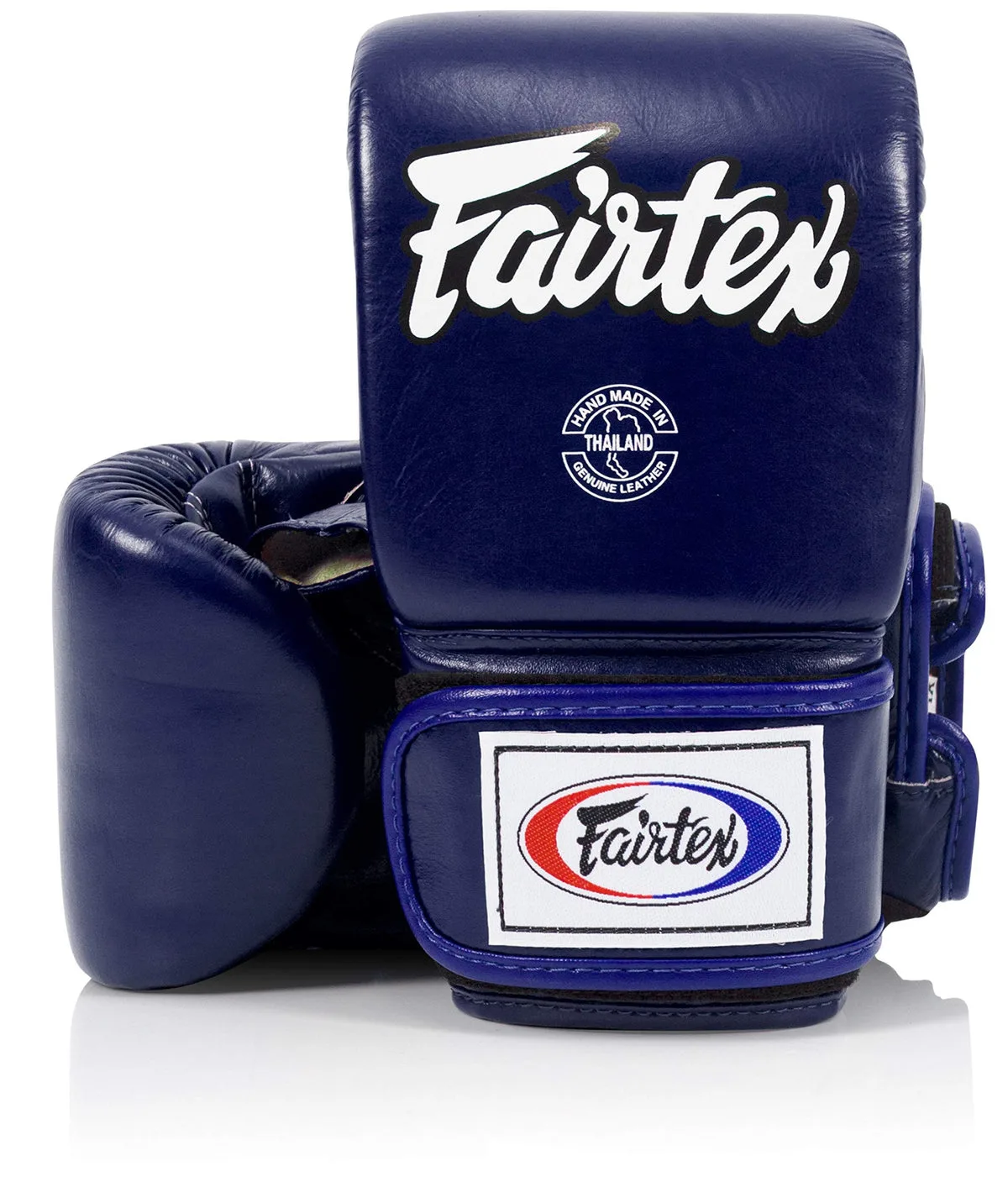 Сини боксови ръкавици Fairtex Cross-Trainer TGT7, показани отпред