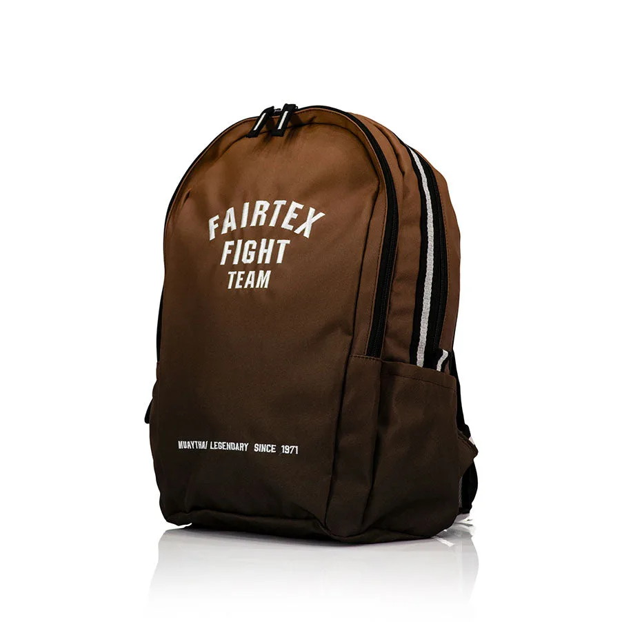 Fairtex Fighter Backpack - Tan – раница в бежов цвят, показана отпред, с изчистен дизайн, подходяща за спорт и ежедневие.