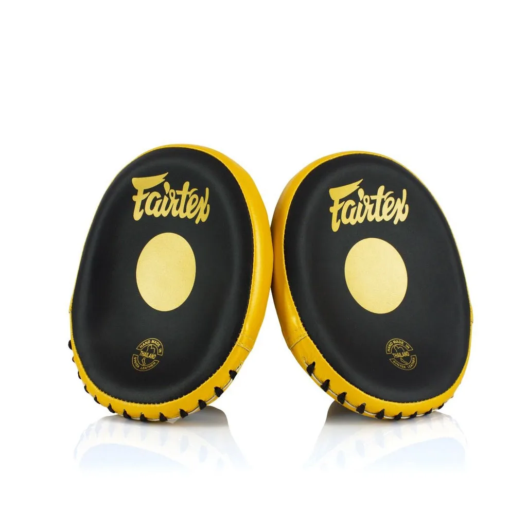 Fairtex Focus Mitts FMV15 Black/Golden – Извит дизайн за по-добро поглъщане на удари