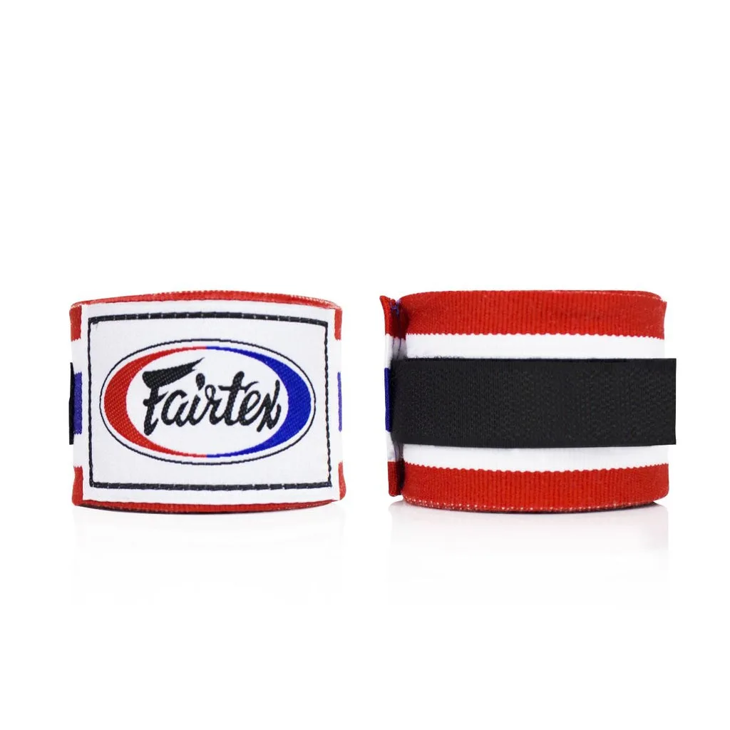 Бинтове Fairtex HW2 в червено, бяло и синьо, сгънати и поставени един до друг, показващи логото на Fairtex.