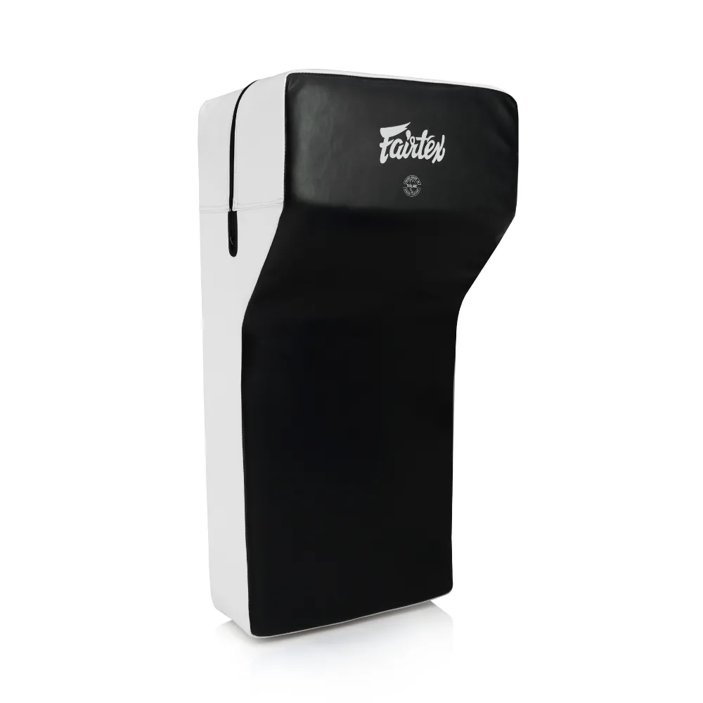 Fairtex Handheld Pad FS6 – Black/White за бойни спортове