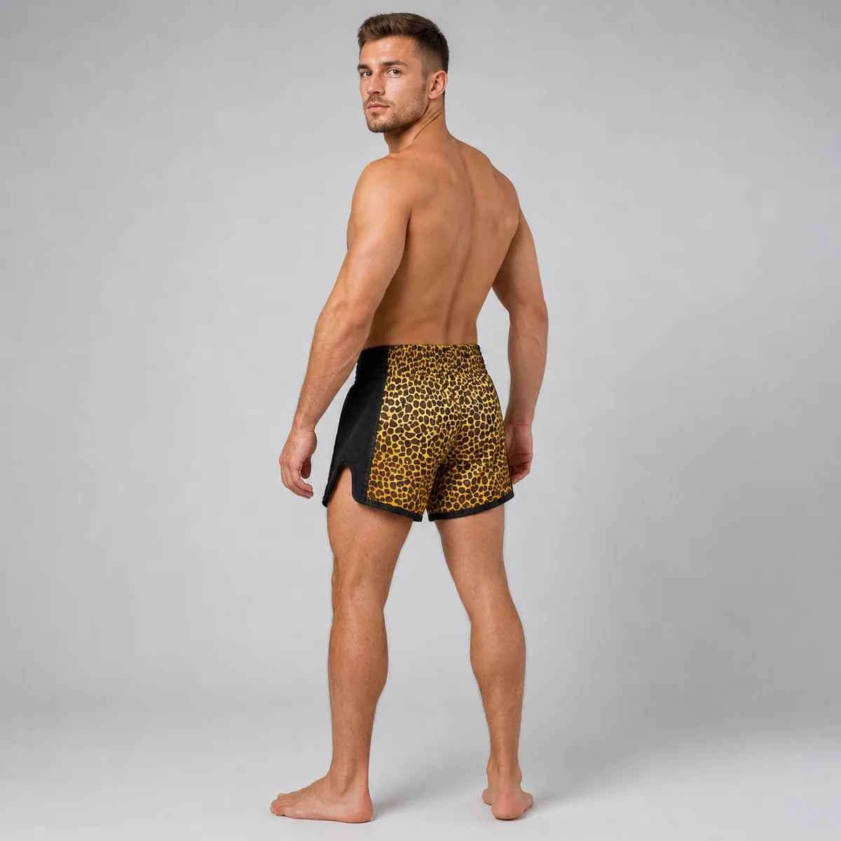 Етикет на Fairtex върху колана на BS1709 Gold шорти