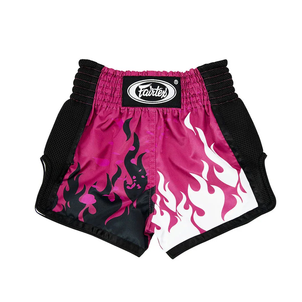 Детски шорти Fairtex Eternal Flame в розово и черно, показани отпред на бял фон, с акцент върху дизайна и логото.