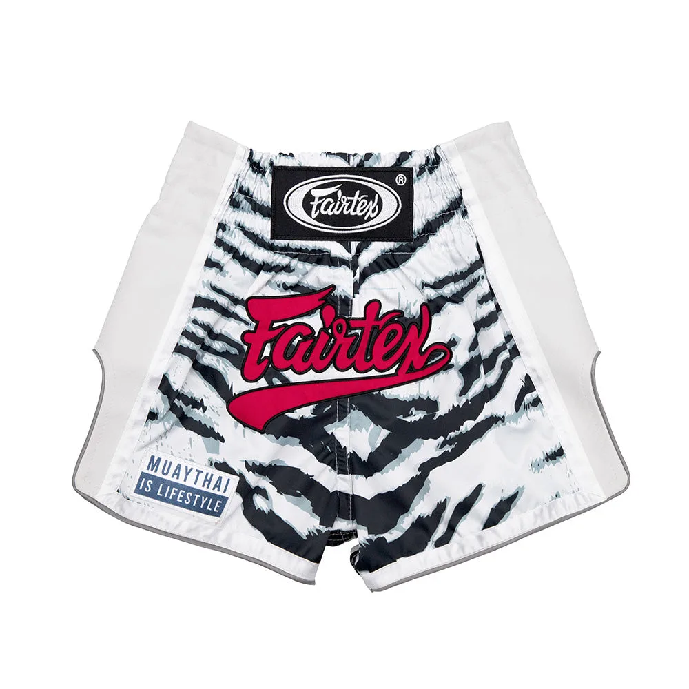Детски шорти Fairtex White Tiger BSK2103 в бял цвят с тигрови ивици и червено лого Fairtex