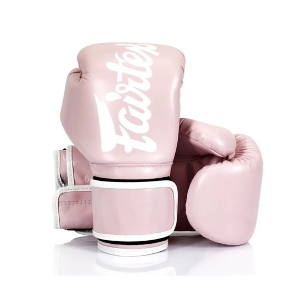 Боксови ръкавици Fairtex Microfiber в нежен розов цвят (Baby Pink) отпред