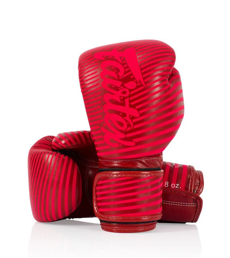 Червени боксови ръкавици Fairtex Minimalism BGV14R с изчистен дизайн