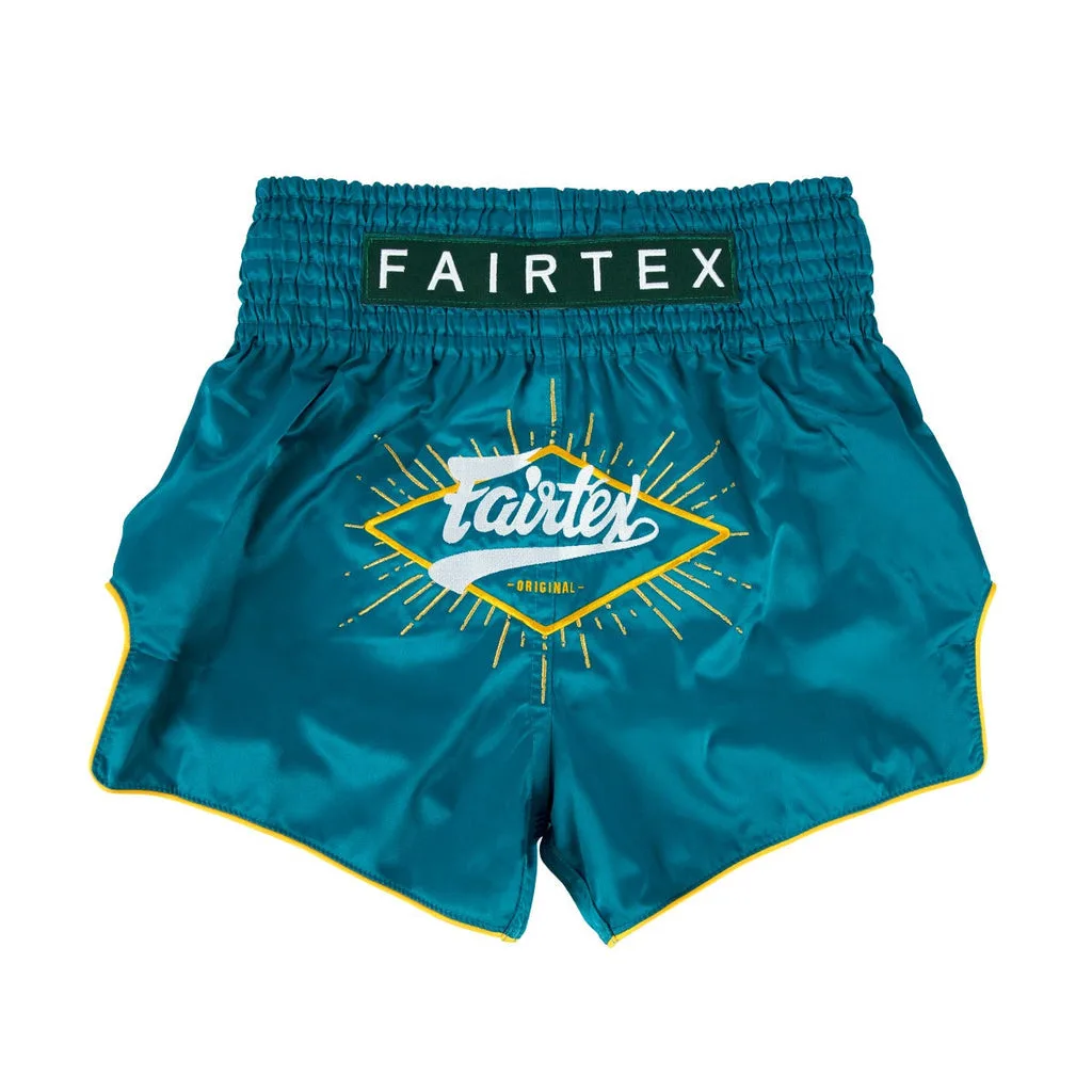 Зелени шорти Fairtex Focus BS1907 за муай тай с жълти кантове, изглед отпред