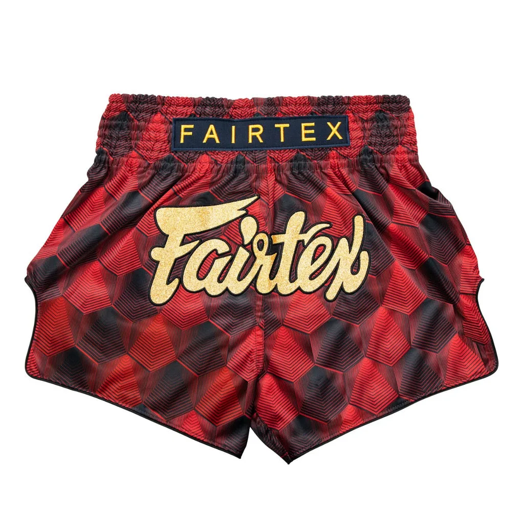 Червени шорти за муай тай Fairtex Stealth BS1919, преден план