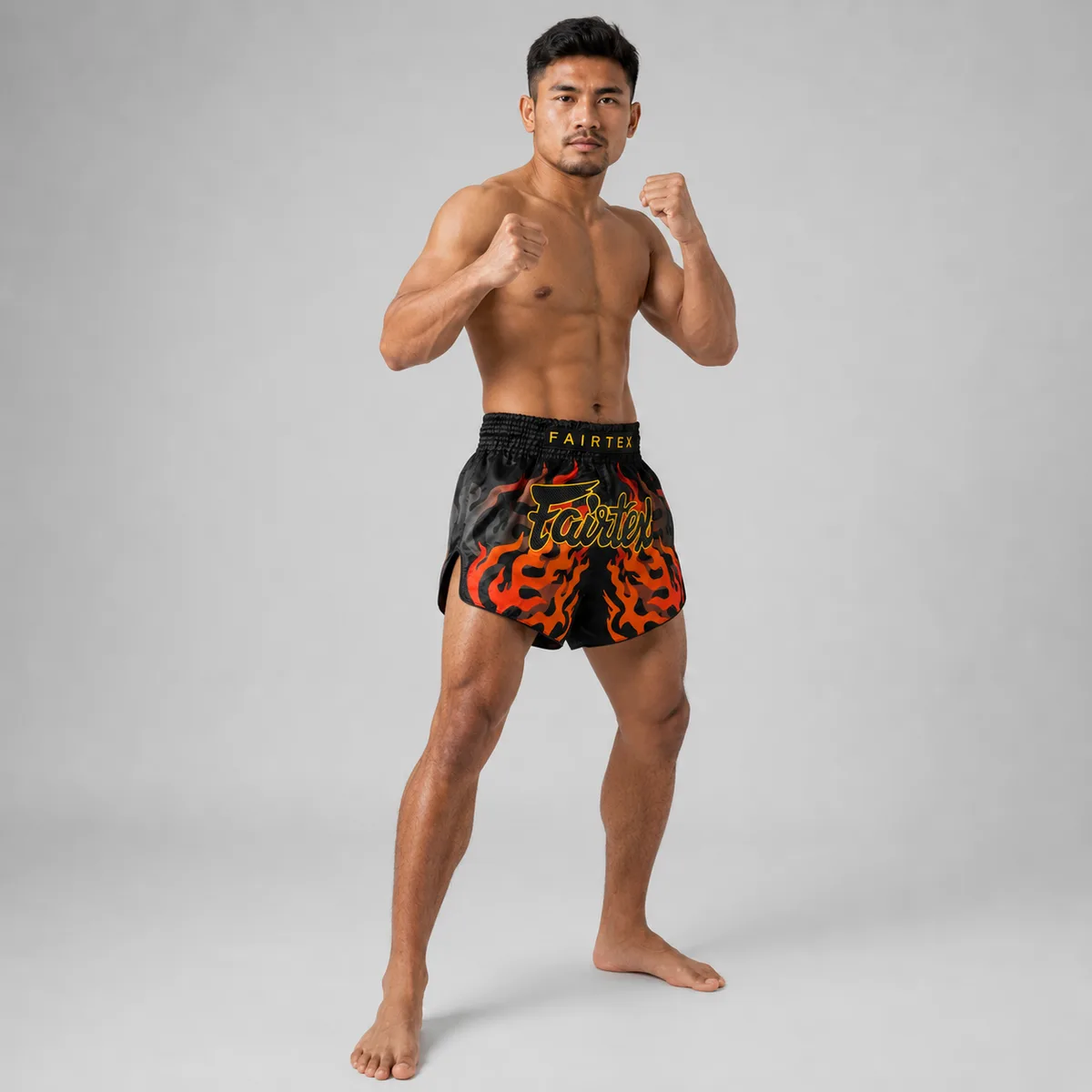 Fairtex Muay Thai шорти Volcano BS1921 Black, изглед отстрани, показващ кройката
