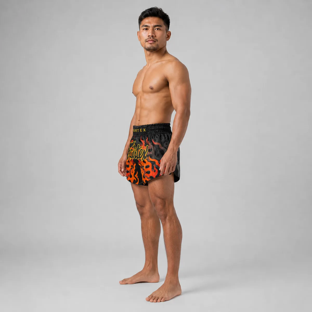 Текстура на микросатен материята на Fairtex Muay Thai шорти Volcano BS1921 Black