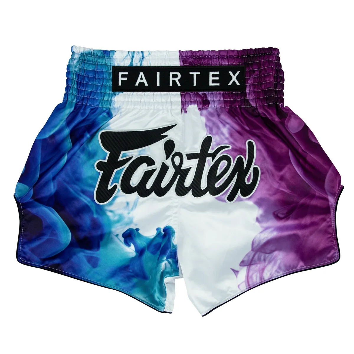 Fairtex Muay Thai шорти White Tech House BS1950 – изглед отпред с ясно лого.