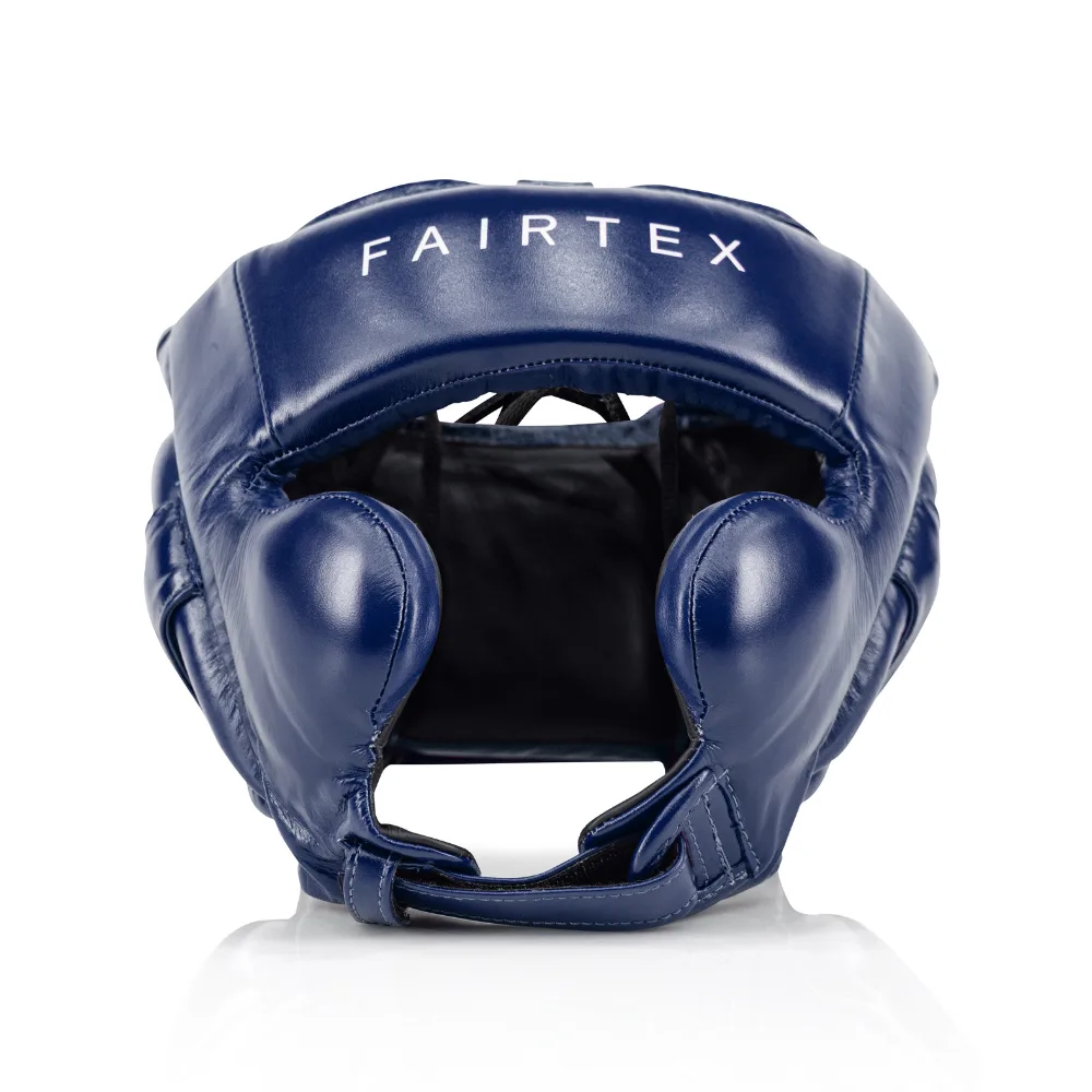 Син протектор за глава Fairtex Pro Boxing Headguard HG18, изглед отпред