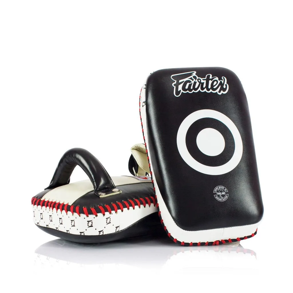 Fairtex Small Curved Kick Pads KPLC1 – черни и бели лапи за бойни спортове