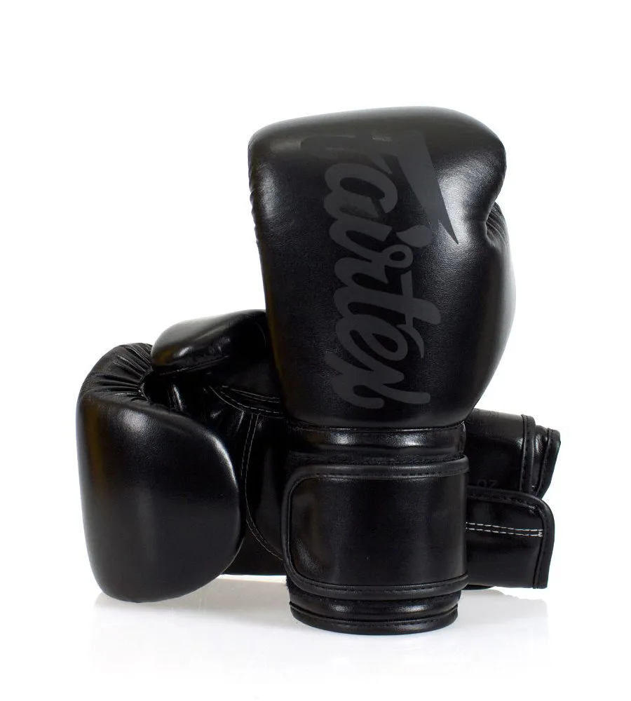Fairtex Solid Black Боксови Ръкавици BGV14SB — Черни, изглед отпред