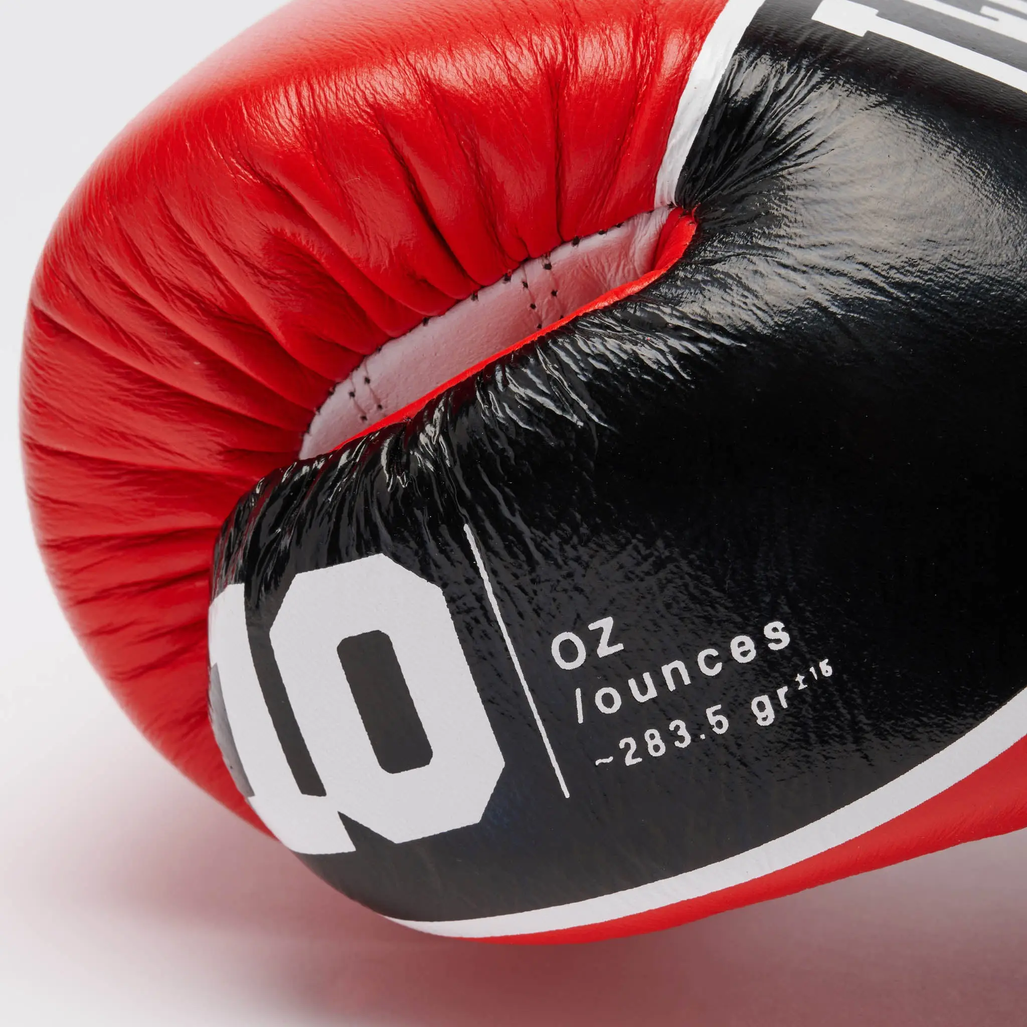 Leone - SHOCK PRO BOXING GLOVES - Black - GN057 детайл с тегло