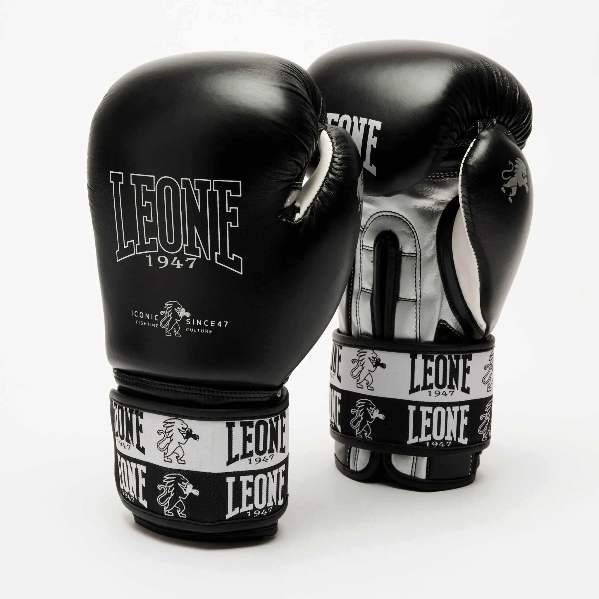Leone - ICONIC BOXING GLOVES GN208 / Black преден изглед, червени