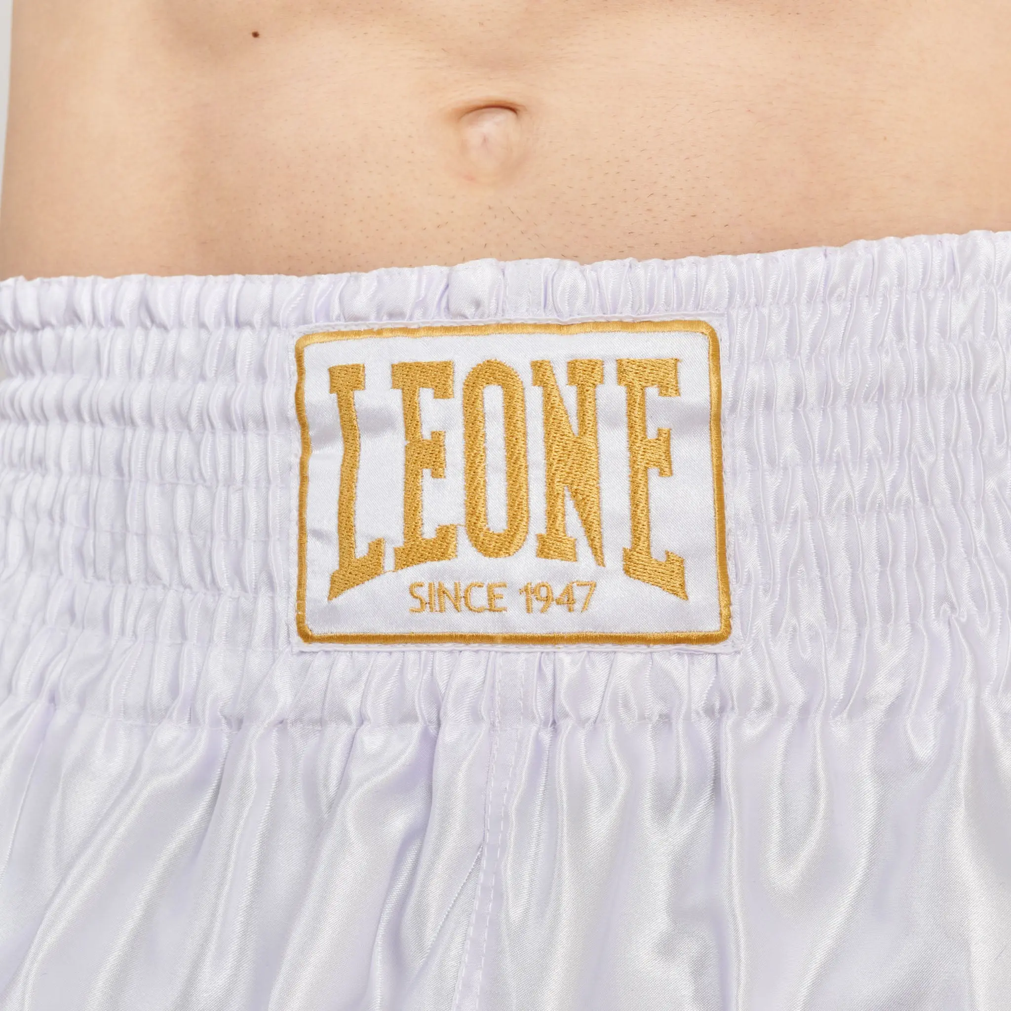 Leone - BASIC 2 KICK SHORTS - Bordeaux - Муай Тай Шорти - AB970 частичен изглед
