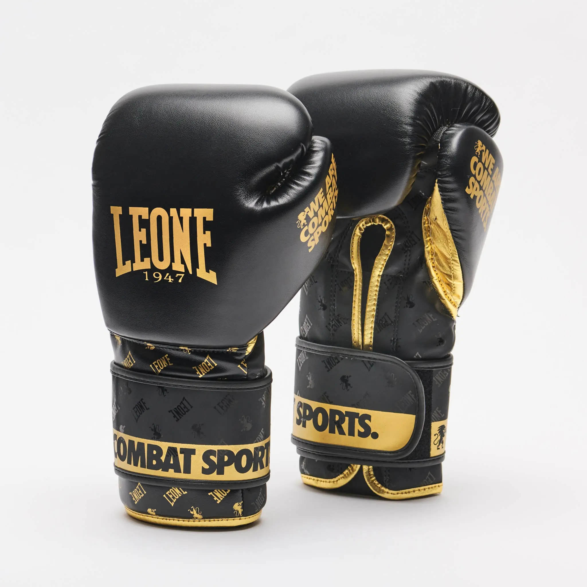 Leone - BOXING GLOVES DNA - Black - GN220 близък план на маншета