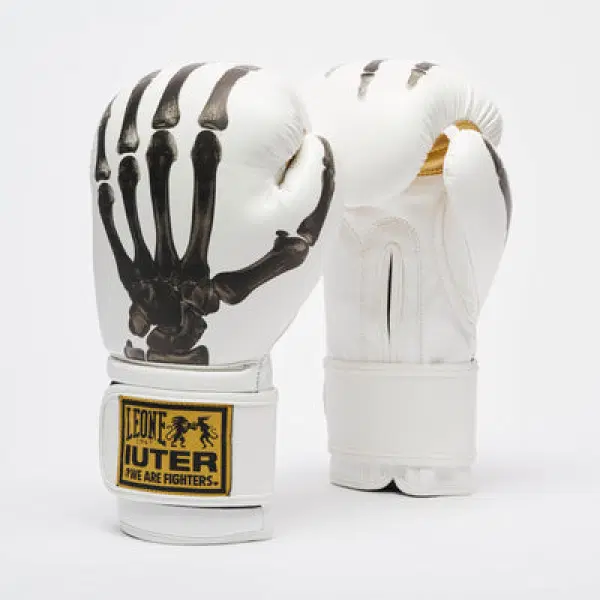 Leone - LEONE X IUTER BOXING GLOVES GN01IU / White преден изглед с дизайн на скелет