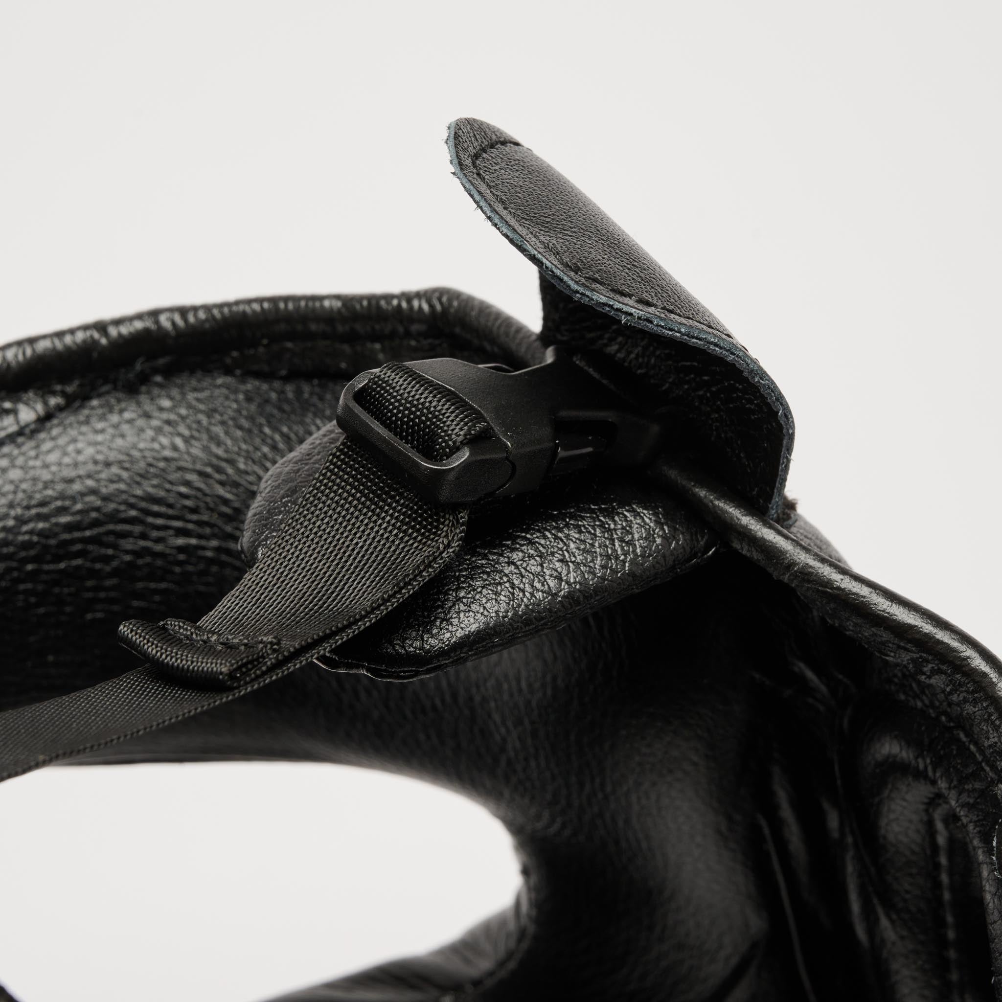Leone 1947 Nerone Classic Headgear - Black закопчалка
