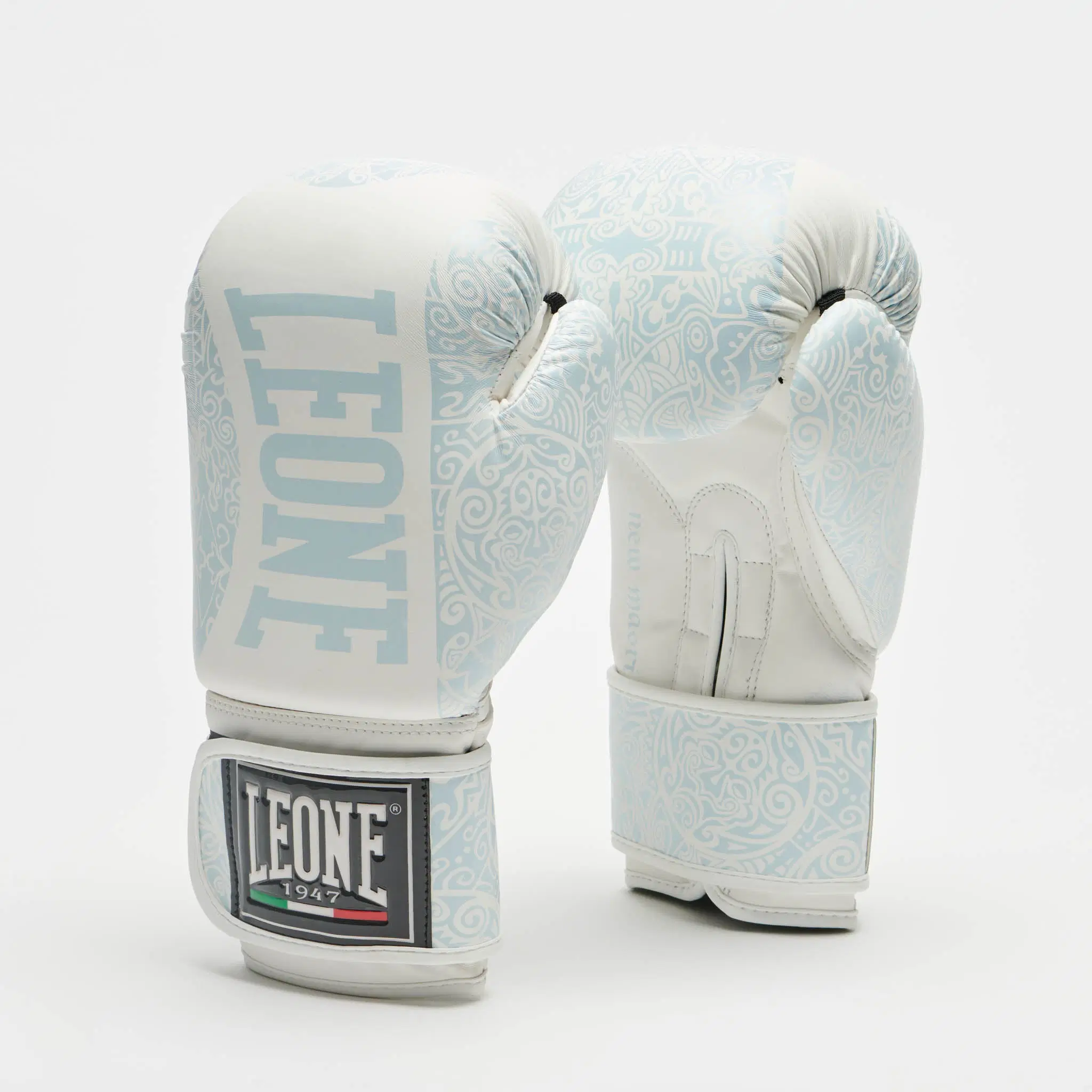 Leone 1947 - Maori Boxing Gloves - White - GN070