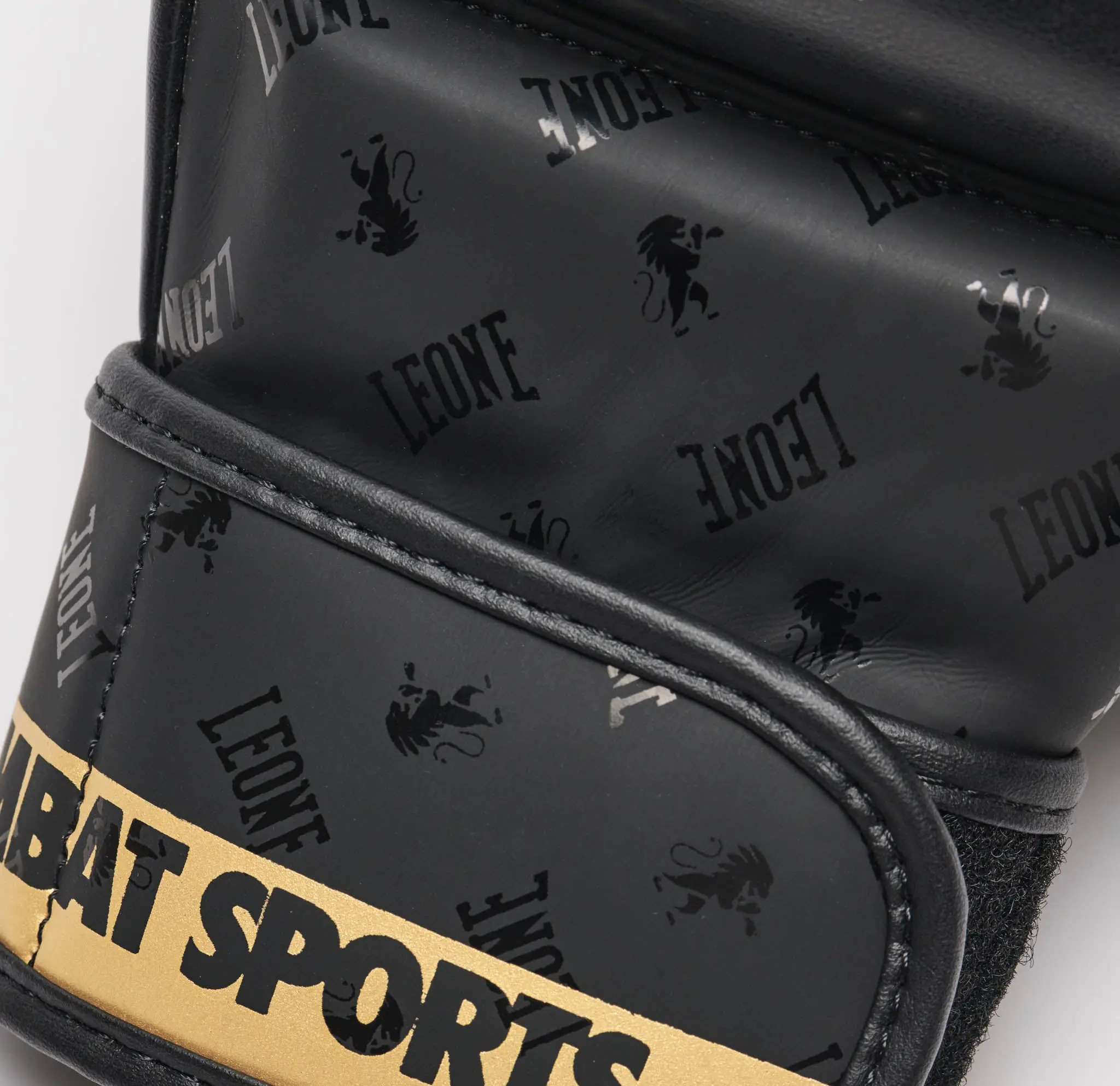 Leone - MMA GLOVES DNA / GP144 - Black/Gold детайл