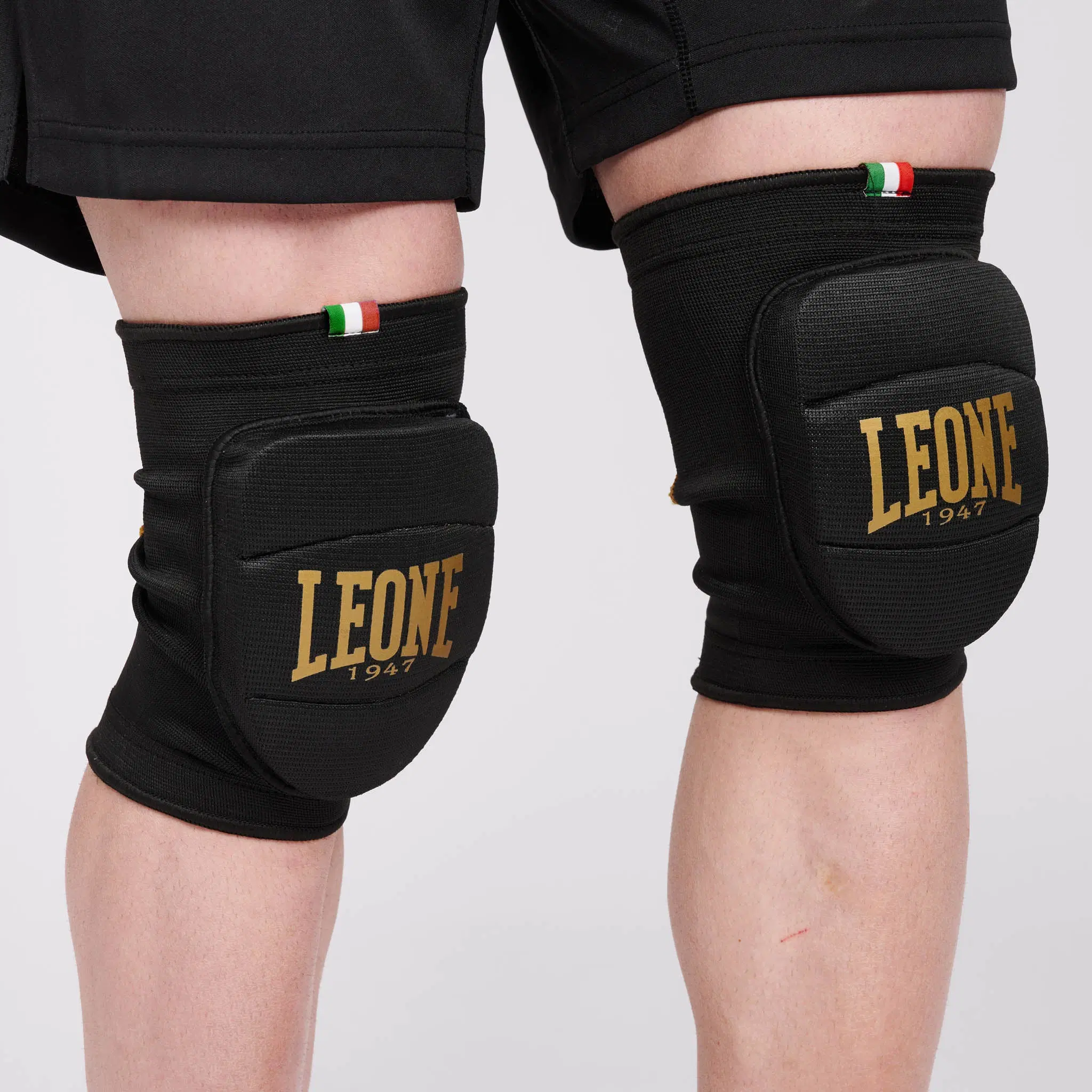 Leone 1947 - Наколенки Подплатени / KNEE PADS -  PR342