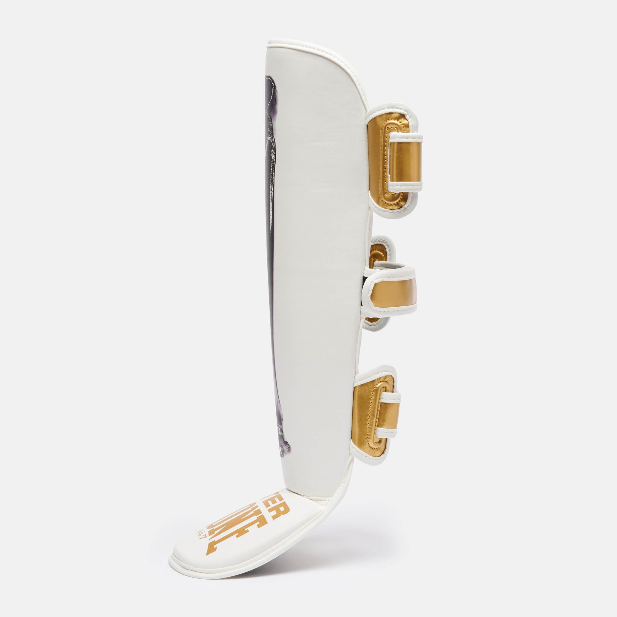 Leone 1947 Leone x Iuter Shin Guards - White страничен изглед