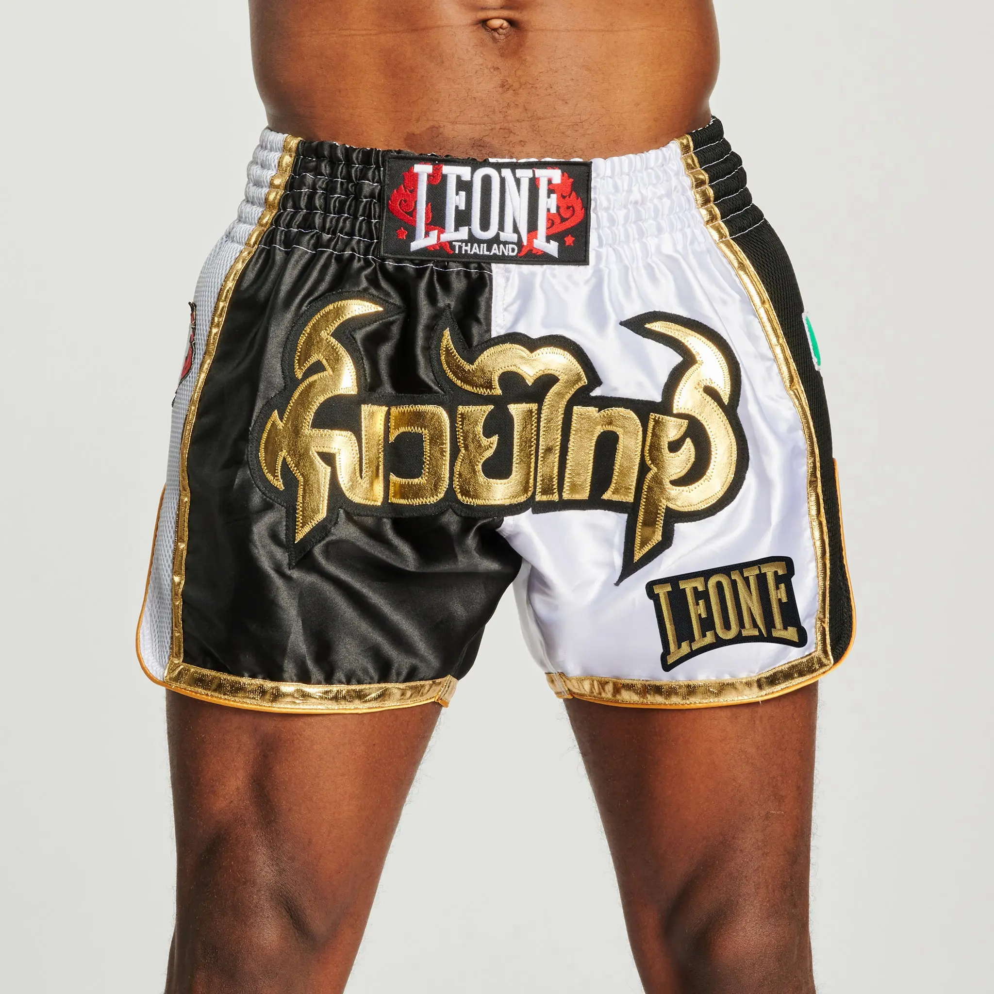 Leone - SIAM THAI SHORTS - Муай Тай Шорти - AB875 - Black/White, етикет