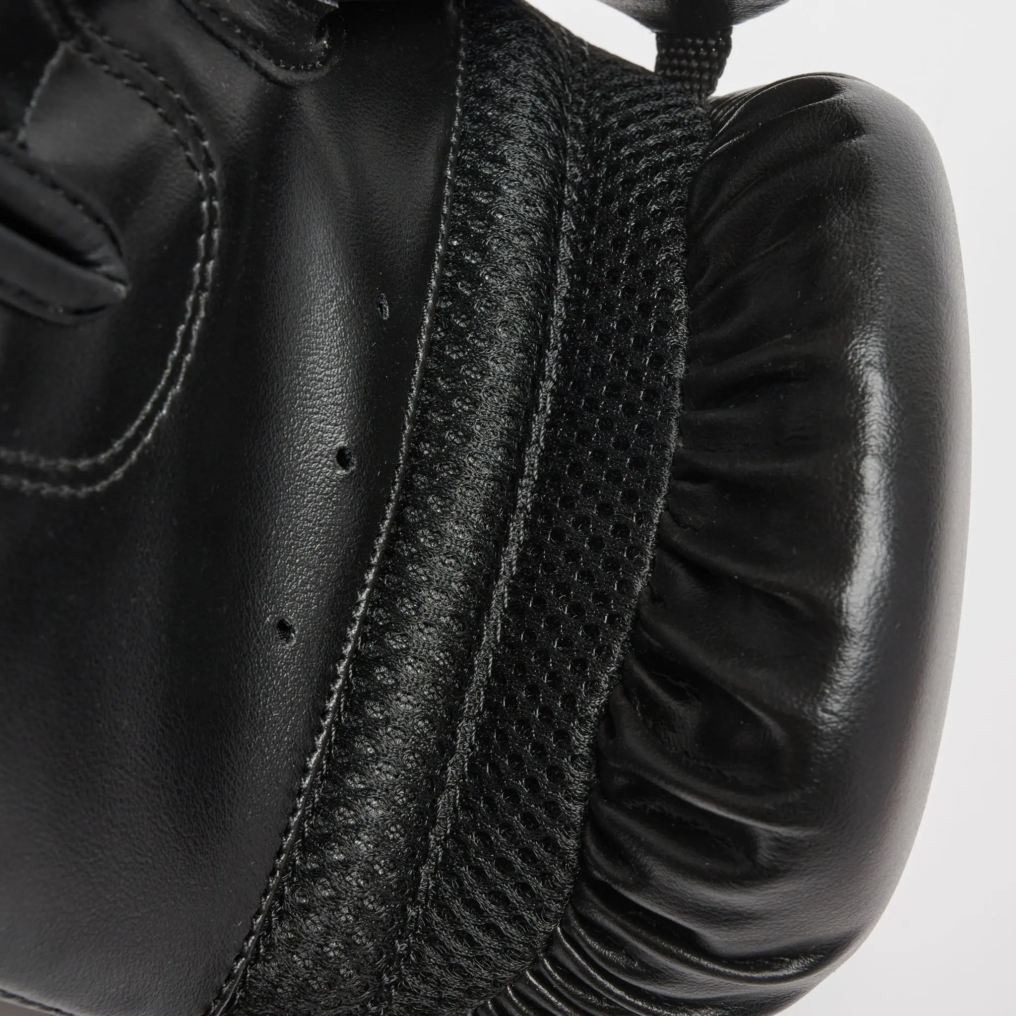Leone - THUNDER BOXING GLOVES GN383 / Black детайл