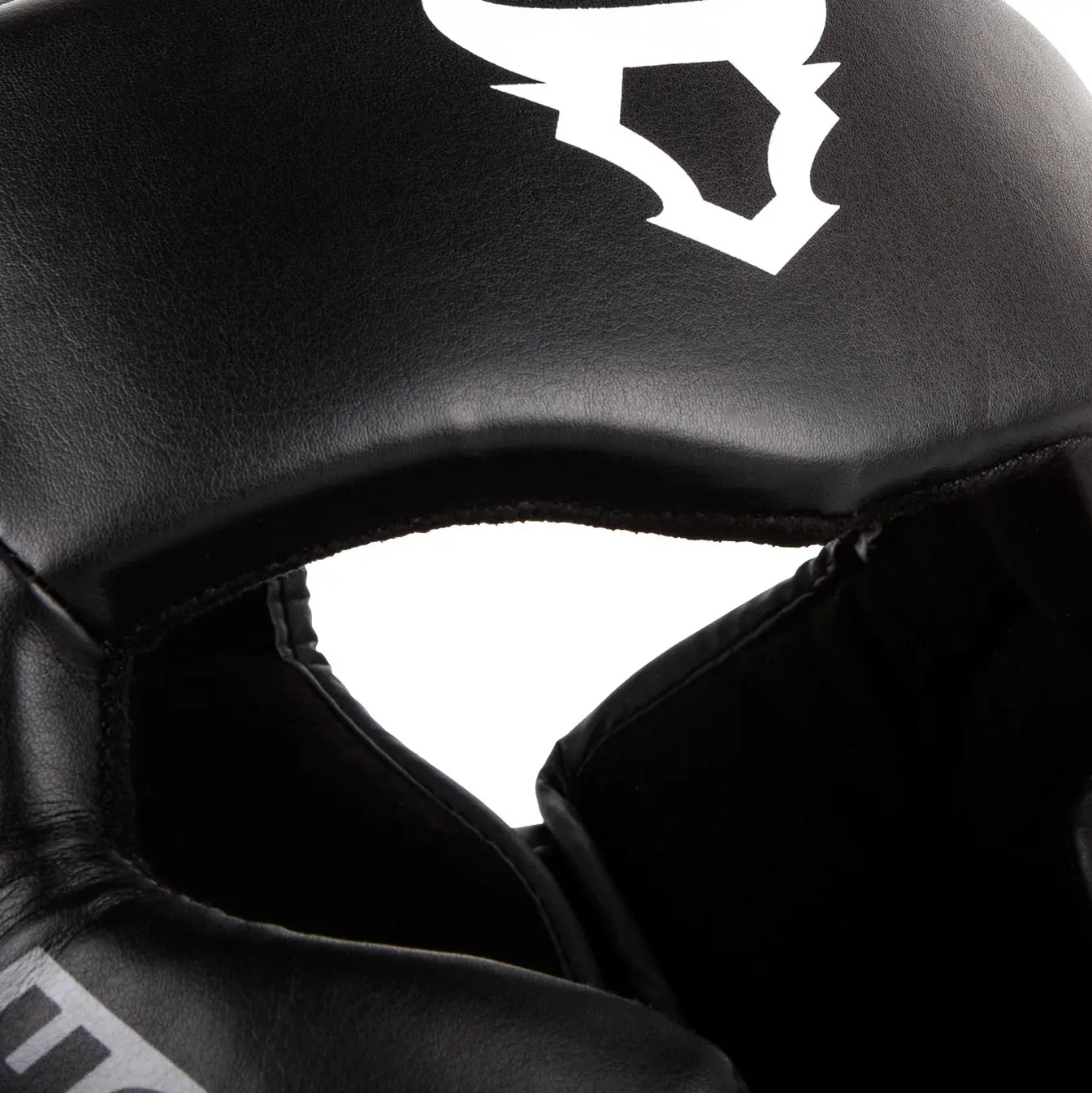 Ringhorns Charger by Venum Headgear - Black детайл на лого